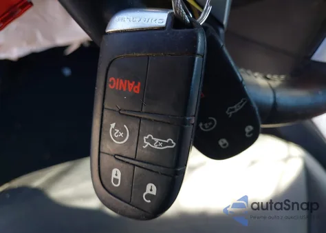 2012 Chrysler 300 Limited z USA, uszkodzony, nr VIN 2C3CCACGXCH310051